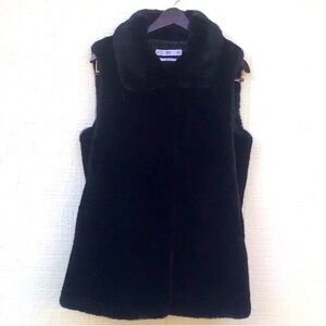 Mango MNG faux fur black long beautiful luxurious vest